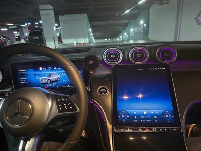 MERCEDES-BENZ GLC - 9