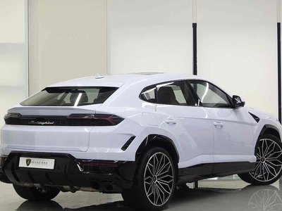 LAMBORGHINI URUS - 2