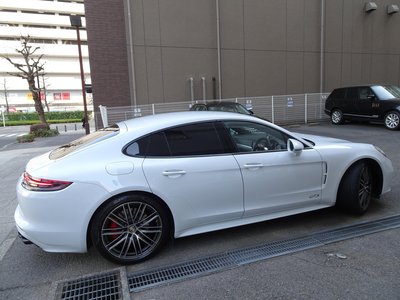 PORSCHE PANAMERA - 2