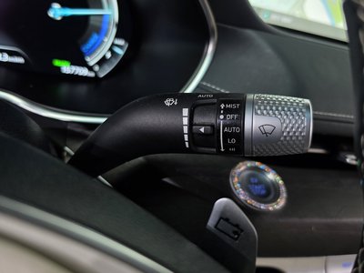 2022 Genesis ELECTRIFIED G80 (RG3) — миниатюра 28