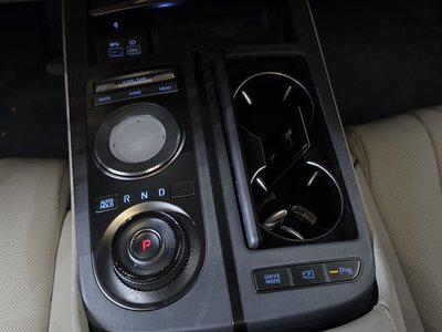 2022 Genesis ELECTRIFIED G80 (RG3) — миниатюра 12