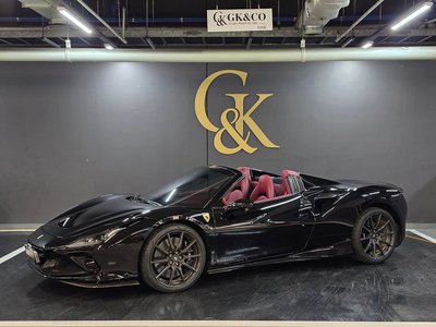 FERRARI F8 SPIDER - 1