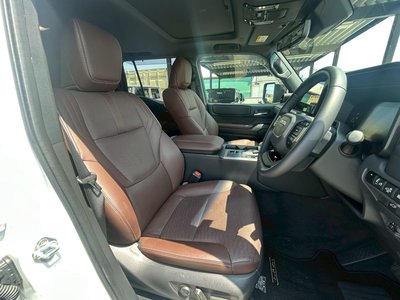 TOYOTA LAND CRUISER 250 - 9
