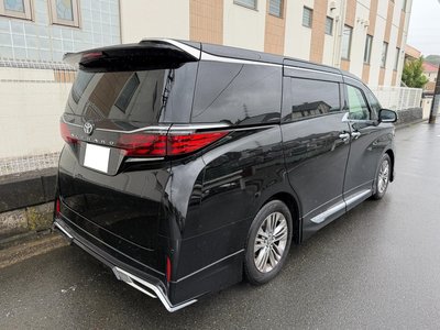 TOYOTA ALPHARD - 3