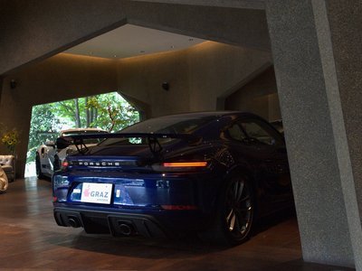 صورة 10 لـ 2021 Porsche 718