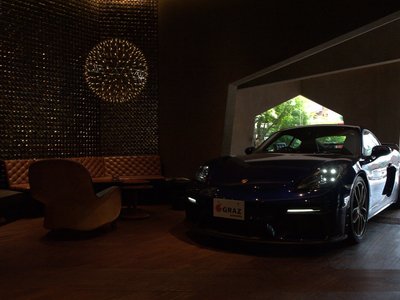 صورة 9 لـ 2021 Porsche 718