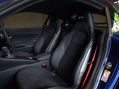 صورة 4 لـ 2021 Porsche 718
