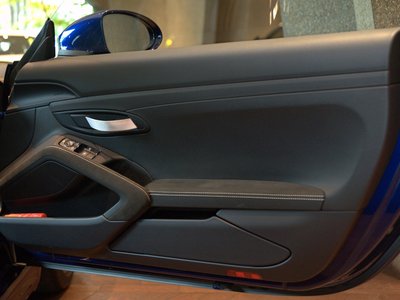2021 Porsche 718 缩略图 18