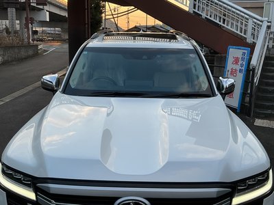 TOYOTA LAND CRUISER 300 - 4