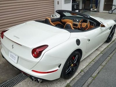 صورة مصغرة 17 لـ 2016 Ferrari CALIFORNIA T