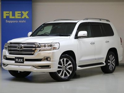 TOYOTA LAND CRUISER 200