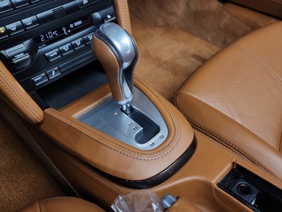 PORSCHE 911 - 9