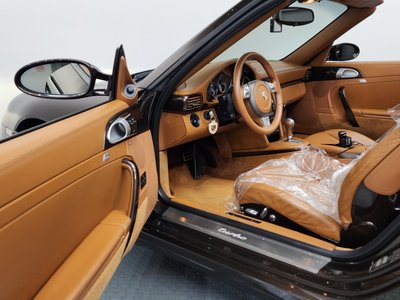 PORSCHE 911 - 10