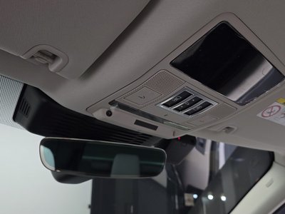 2024 LAND Rover DISCOVERY — миниатюра 29