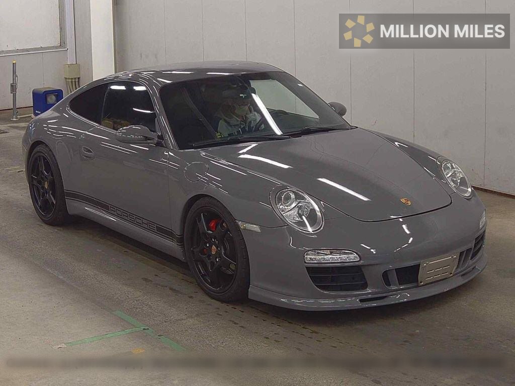 PORSCHE 911 - View 1