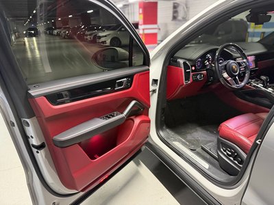 2023 Porsche CAYENNE — миниатюра 14