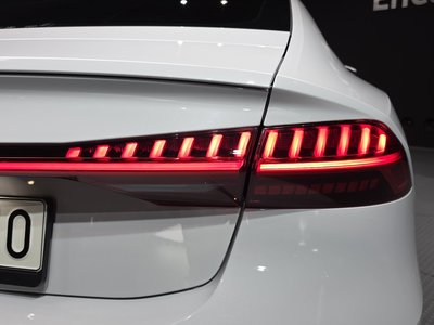 2021 AUDI S7 — фото 10