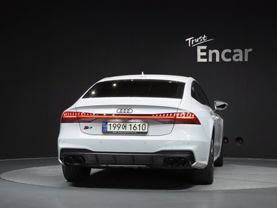 2021 AUDI S7 — фото 4