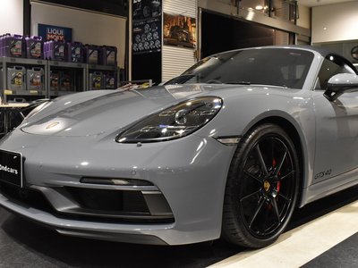 PORSCHE 718 BOXSTER - 7