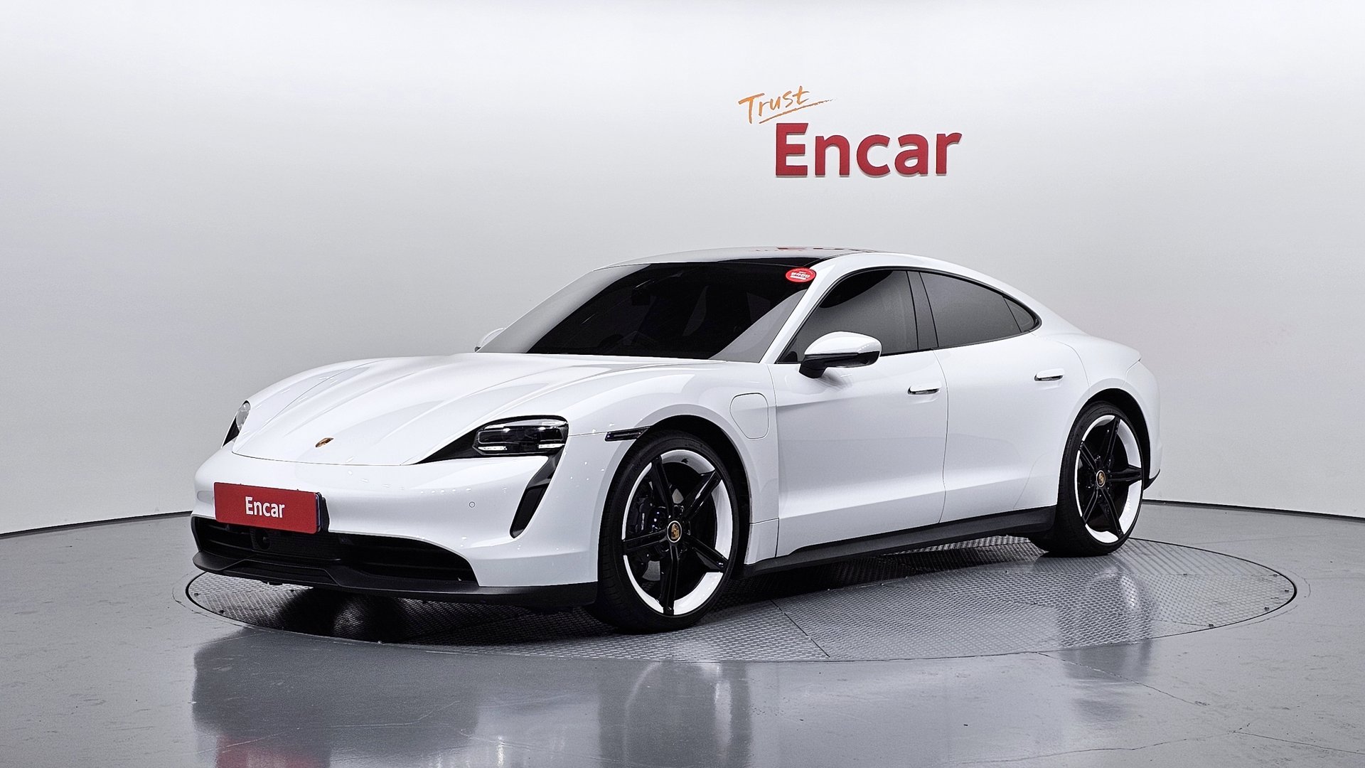 PORSCHE TAYCAN - View 1