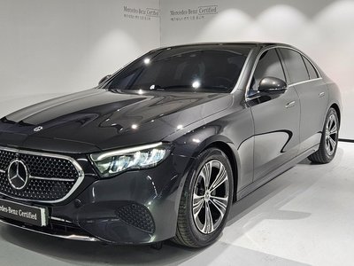 MERCEDES-BENZ E-CLASS - 4