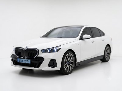 2025 BMW I5 — фото 5
