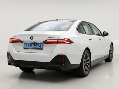 2025 BMW I5 — фото 2