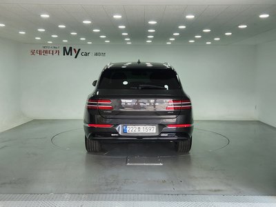 2023 Genesis GV80 photo 3
