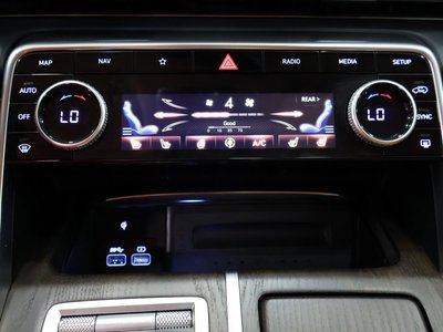 صورة مصغرة 16 لـ 2023 Genesis GV80