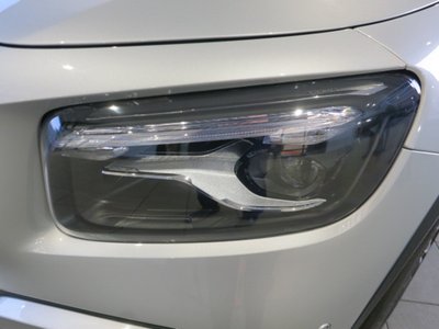 MERCEDES-BENZ GLB - 3