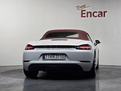 PORSCHE 718 - 4