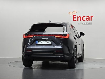 LEXUS NX - 4