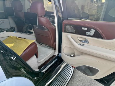 MERCEDES-BENZ GLS - 10