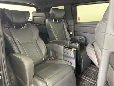 صورة مصغرة 32 لـ 2025 Toyota ALPHARD