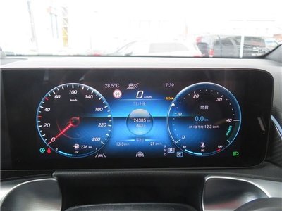 2023 Mercedes-BENZ GLB thumbnail 44