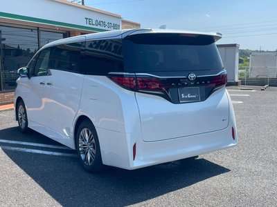 TOYOTA ALPHARD - 8
