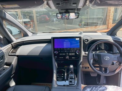 TOYOTA ALPHARD - 3