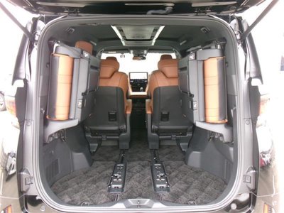 صورة مصغرة 16 لـ 2023 Toyota VELLFIRE