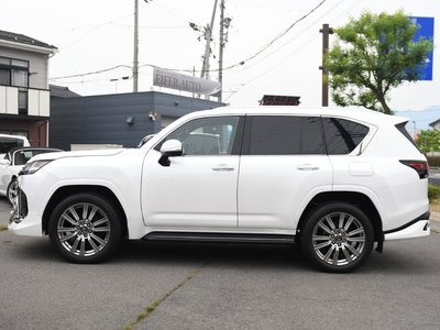 LEXUS LX - 8