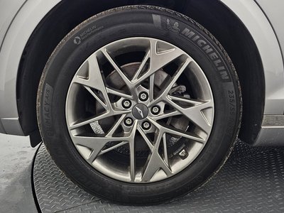 صورة 6 لـ 2021 Genesis GV70