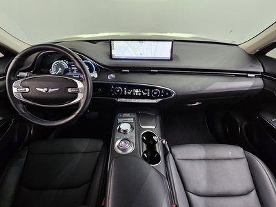 صورة 5 لـ 2021 Genesis GV70