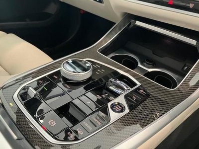 صورة 5 لـ 2025 BMW X5