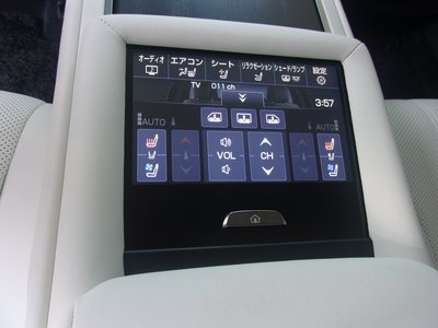 2022 Lexus LS — миниатюра 22