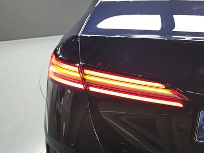 BMW 5 SERIES - 10