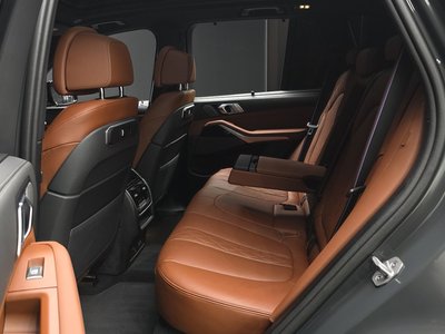 2025 BMW X5 — миниатюра 17