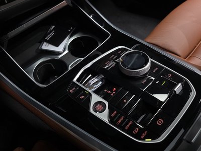 2025 BMW X5 — миниатюра 12