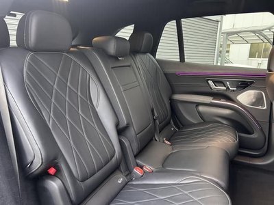 MERCEDES-BENZ EQE - 5