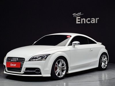 AUDI TTS