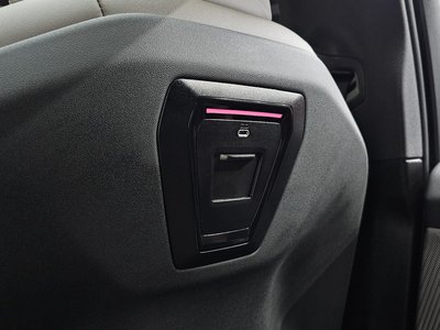 صورة مصغرة 29 لـ 2024 BMW 5 SERIES