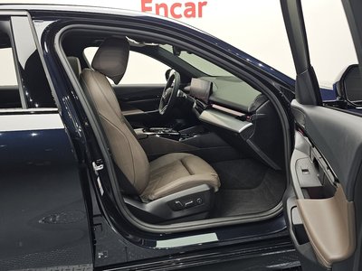 صورة مصغرة 16 لـ 2024 BMW 5 SERIES